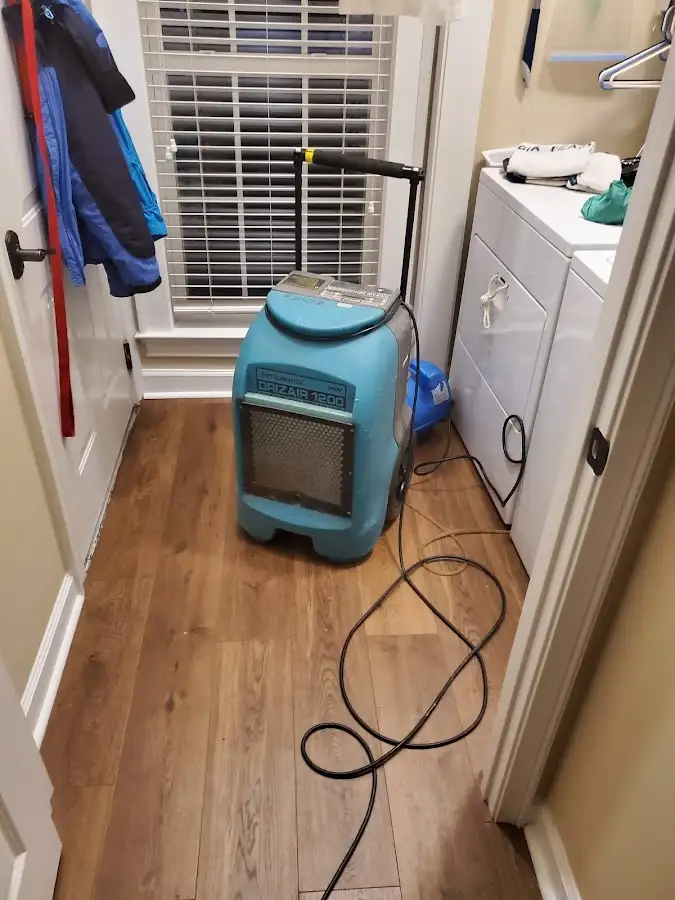 Commercial dehumidifier deployed for Crawl Space Restoration in Santa Clara